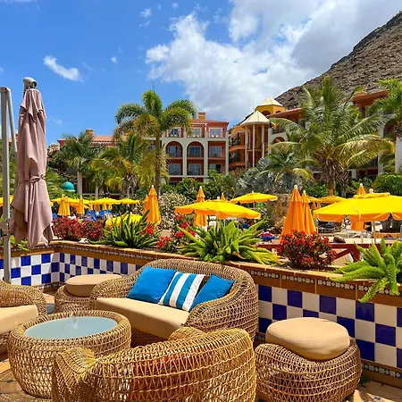 Cordial Mogan Solaz *